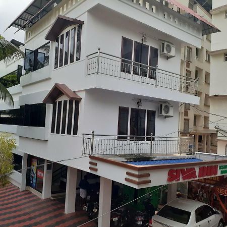 Shiva Inn Guruvāyūr Buitenkant foto