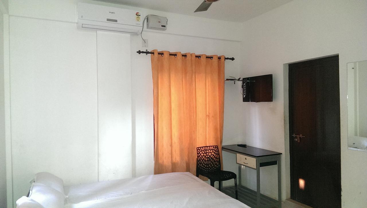 Shiva Inn Guruvāyūr Buitenkant foto